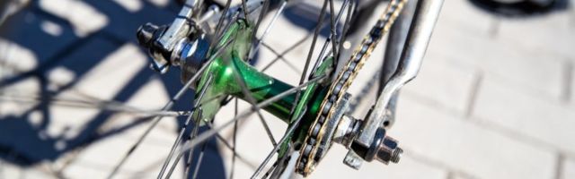 Tallinnas sai autolt löögi 13-aastane jalgrattur