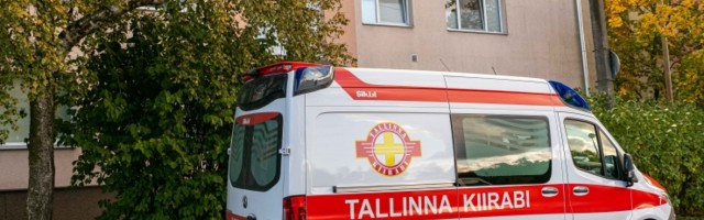 Tallinnas sai äkkpidurdanud bussis kaks reisijat viga