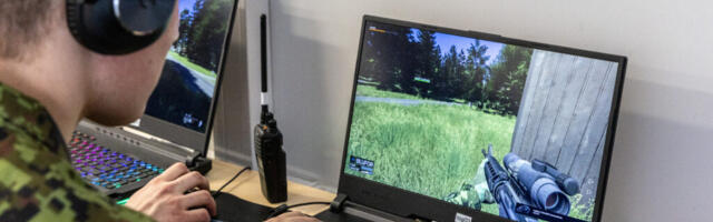 Õhutõrjepataljoni sõdurid kinnistasid virtuaalreaalsuses taktikalise tasandi juhtimisoskuseid