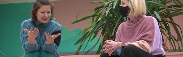 Reporter: Flo Kasearu räägib koduvägivallast läbi surnud lillede