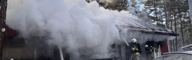 Rooslepas hävis tulekahjus suvila