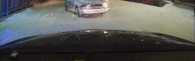 Reporter: Politsei eest põgeneda üritanud juht lõpetas katusel