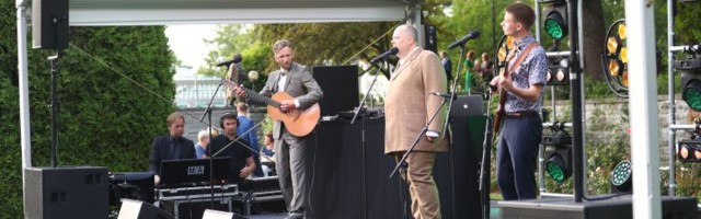 FOTOD | Huvitav vaatepilt! Muusik Jaan Pehk on loobunud vägevast habemest