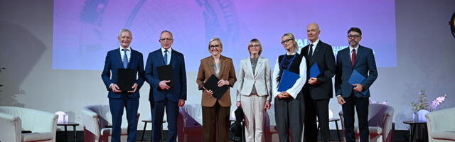 Minister Kristina Kallas ja ülikoolide rektorid allkirjastasid halduslepingud