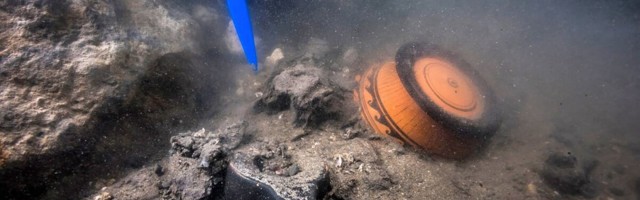 FOTOD | Haruldane leid: merepõhjas savi all peitus Muinas-Egiptuse sõjalaev