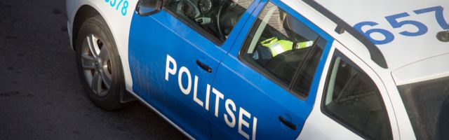 Politseiauto sattus Tallinna-Narva maanteel nelja sõiduki avariisse, teatatakse ühest vigastatust