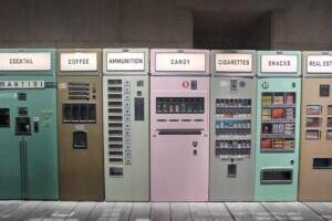 Wes Andersoni maailm keset näitusesaali