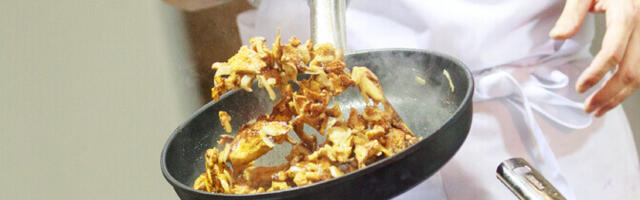 Peakokk: enne praadimist peab panni ilma rasvaineta täiesti kuumaks ajama