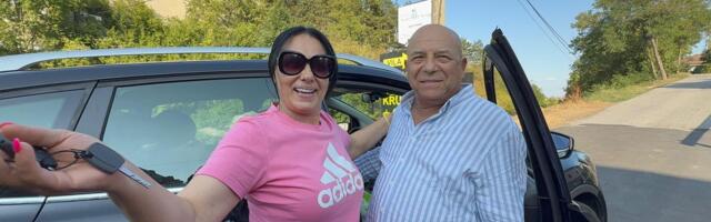 Pevačica imala 3 braka do 18. godine, abortus, a onda je u 20. upoznala pravog oca:  Zlatin život tera na suze