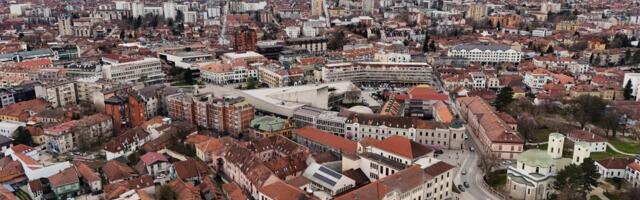 PANELI ZA SVETLIJU BUDUĆNOST: Fondacija Mozzart donirala solarnu elektranu Gimnaziji u Čačku