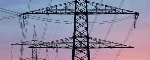 Kildemaa külas toimuvad liinikoridoride hooldustööd