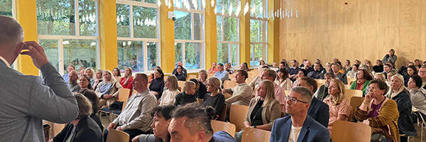 Võru lapsevanemate vastuskiri linnavalitsusele ja koolijuhtidele seoses eilse koosolekuga