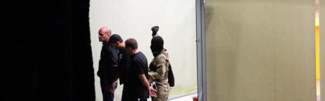 Gruusias võttis mees pangas pantvangi 43 inimest. Pärast nende vabastamist õnnestus tal põgeneda