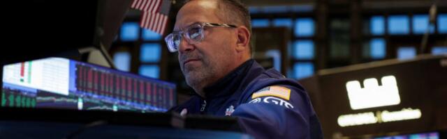 S&P 500, Nasdaq ja Dow Jones saavutasid keset jahtuvat tööturgu uued tipud