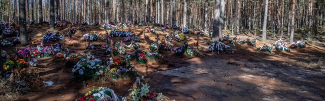 1006 koroonasurma | Mõned surnuaiad on täitunud sadade värskete hauakääbastega, kalmistute töötajad pole säärast olukorda varem tunnistanud