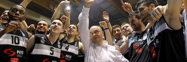 DAVIS BERTANS SE NA SRPSKOM OPROSTIO OD DULETA: Dirljive reči za legendarnog trenera