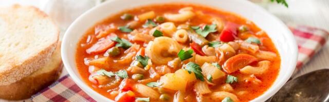 Zaboravite na tešku zapršku: Evo kako da zgusnete čorbu bez brašna, biće još ukusnija!