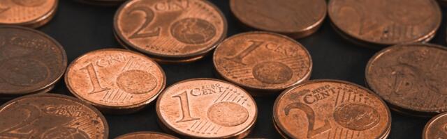 Riik vähendab müntide ringlust: poekassades tahetakse hakata ostukorvi lõpphinda ümardama lähima 5 sendini