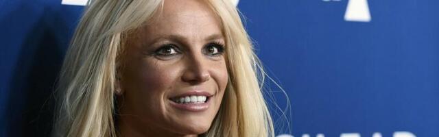 KLÕPS | Britney Spearsi poeg Jayden ilmus esimest korda avalikkuse ette koos tüdruksõbraga