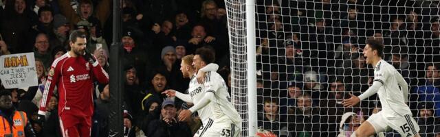 Fulhami vahetusmehe iluvärav röövis Liverpoolilt võidu, ManCity viigistas Chelsea`ga