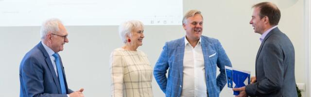 Ametnike preemiad tulemuspõhiseks: riik raalib, kuidas siduda boonused vaid raske tööga