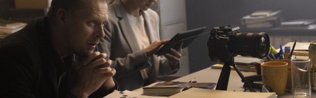 Reportaaž: “Kes tappis Otto Mülleri?” Tallinna võtetel keelitavad järjekindlad uurijad kahtlusaluseid suud avama