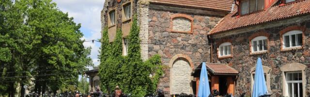 SISSE PIIRATUD | Motoklubi ratturid põristasid Kultuuritehasesse