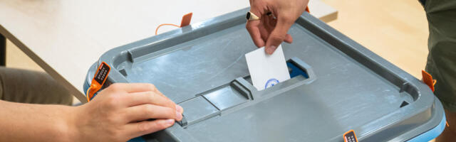 Igal juhul EKRE-t pabervalima! Liikvel on petureklaam, mis soovitab hääletamata jätta