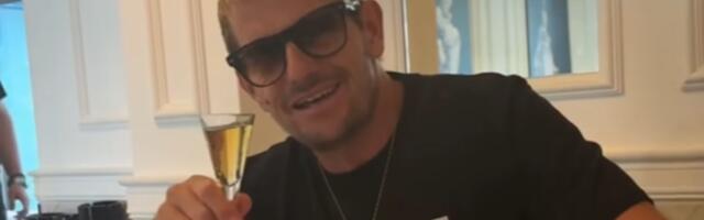 Čuveni svetski glumac u Srbiji: Probao rakiju i slikao se sa fanovima u centru Beograda (VIDEO)