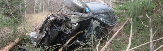 Kohus mõistis Mulgi vallas liiklusõnnetuse põhjustanud joobes juhile šokivangistuse