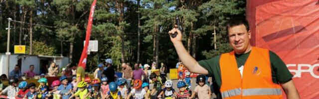 Jüri Ratase jalgrattavõistlus tõi kokku ligi 400 rattasõpra
