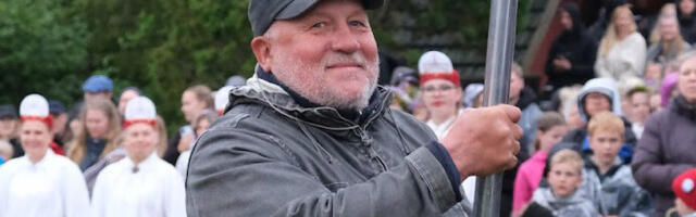 KOLM EELISTUST | Kelle poolt hääletada?