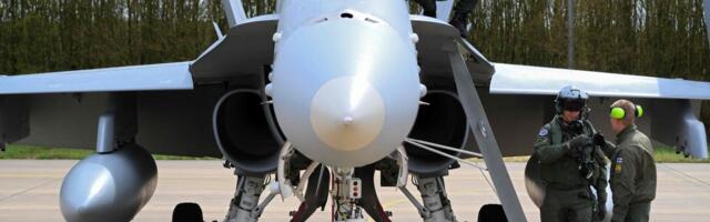 Soomes pöördeid harjutanud piloodid kujutasid oma marsruudiga meeste suguelundeid