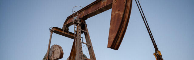 FT: globaalne nafta ülejääk võimaldas Trumpil asuda Venemaad survestama