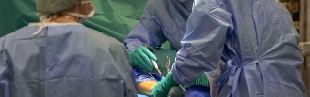 PILDID: Kliinikumis viidi esmakordselt läbi ainulaadne implantaadi paigaldamine