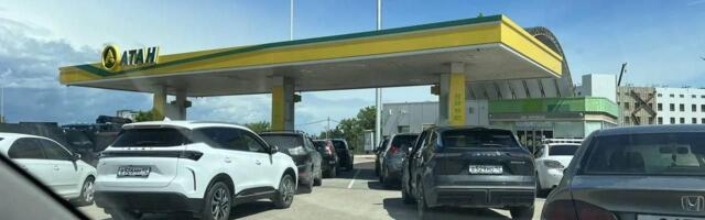 PILTUUDIS: Krimmis tekkisid tanklates sabad