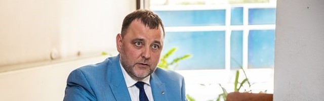 Sven Sester pöördus seoses peaministri otsustega õiguskantsleri poole