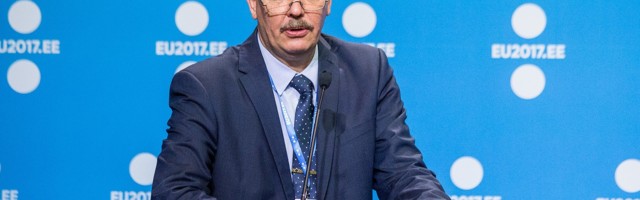 Koolivaheajal hõlpsalt soojale maale ei saa. Minister: reisifirmad võiks mitte pakettreise müüa