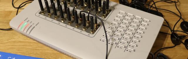 Politsei pidas kinni Läti mehe, kes võimaldas kelmidel petukõnesid teha