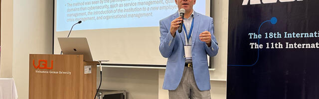 TÜ infosüsteemide professor Kuldar Taveter räägib inauguratsiooniloengul tundetargast ja inimväärtusi austavast tehisarust