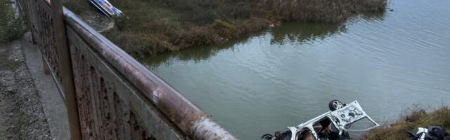 Bulgaarias sattus migrante vedanud kaubik tagaajamise järel õnnetusse, hukkus kuus inimest