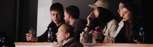 FOTOUUDIS | Villemdrillem nautis pühapäevast hokimängu koos sõpradega