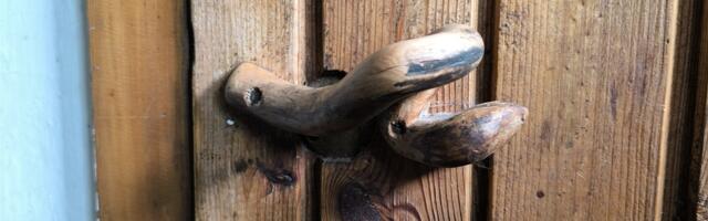 Kotitäis kurke ja vihane Facebooki postitus