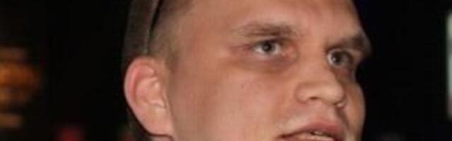 Eno Astok küsib LHV pangalt: kas teil on kavas sulgeda Elvis Braueri annetuskonto?