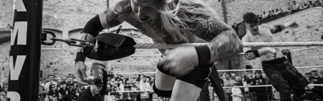 Fotogalerii: Ameerika autode näituse vereta võitlus