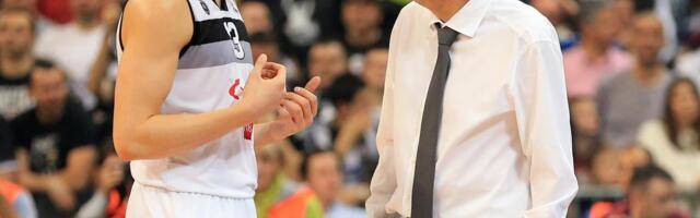 OVE FOTOGRAFIJE ĆE RASPLAKATI GROBARE - BOGDAN BOGDANOVIĆ SA SVOJIM KOŠARKAŠKIM OCEM! Vulkan emocija i slike koje izazivaju suze! /GALERIJA/