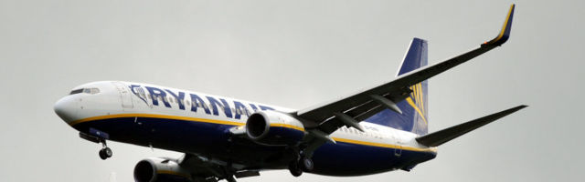 Ryanairi lennuki tualetist leiti kiri pommi kohta ja lennuk oli sunnitud hävitajate saatel maanduma