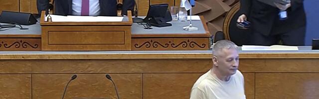 MEEDIAVALVUR: poolteist pead on ikka rohkem kui üks