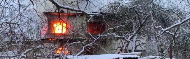 VIDEO ja FOTOD | Märjamaal põleb elumaja lahtise leegiga