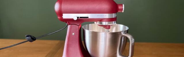 New KitchenAid Stand Mixer Has 3 First-Ever Features, but Not the One We Hoped For